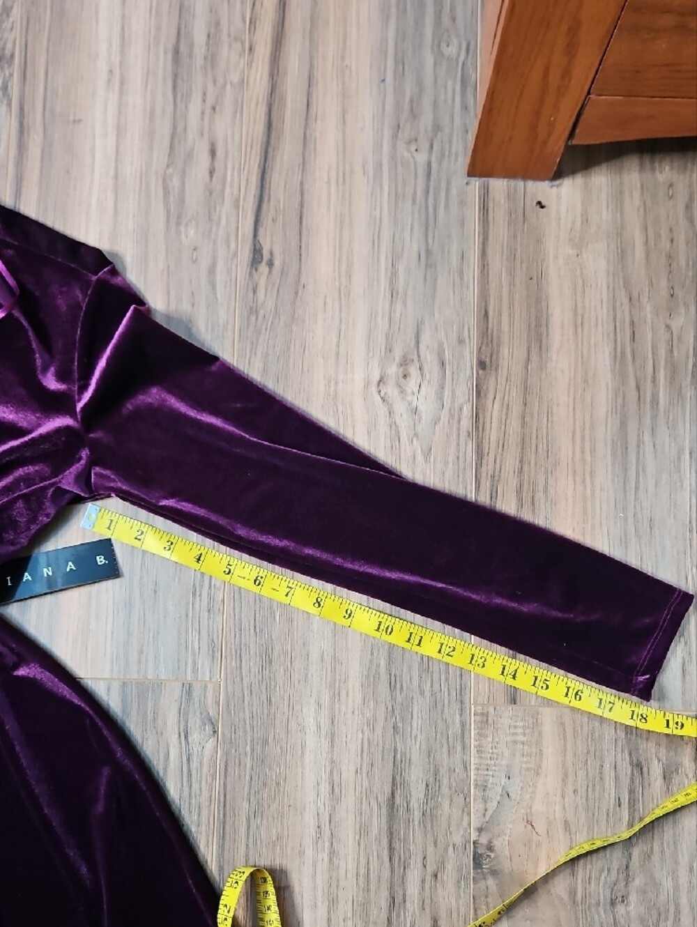 Tiana B Velvet Long-Sleeve V-Neck Dress in Deep Plum Petite Small - Picture 9 of 10